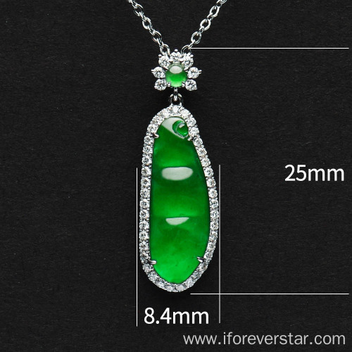 Ladies temperament green jade green jadeite pendant necklace